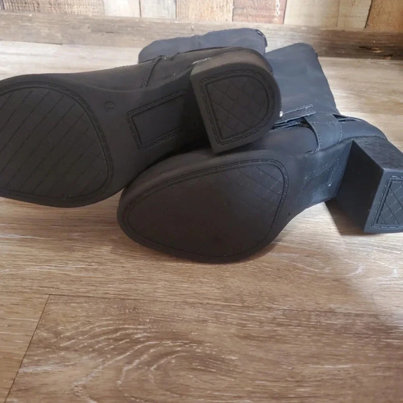 COPY - Dolce by Mojo Moxy Women's Dallas Heeled B… - Picture 3 of 4